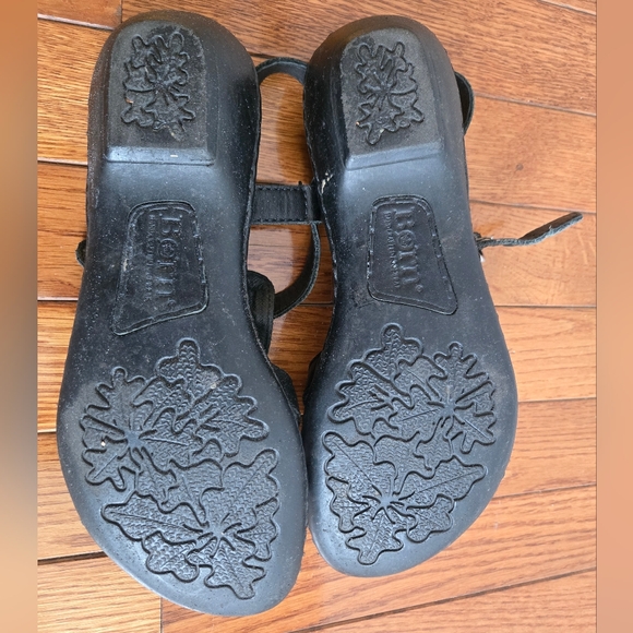 Born - Picture 6 of 7